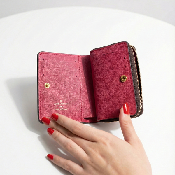 nouveau port monnaie LV rouge